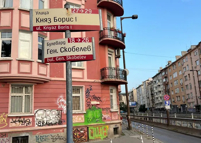 Piece Of Paradise 2k24 アパート