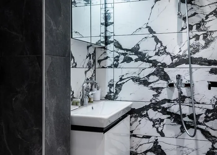 Piece Of Paradise 2k24 アパート